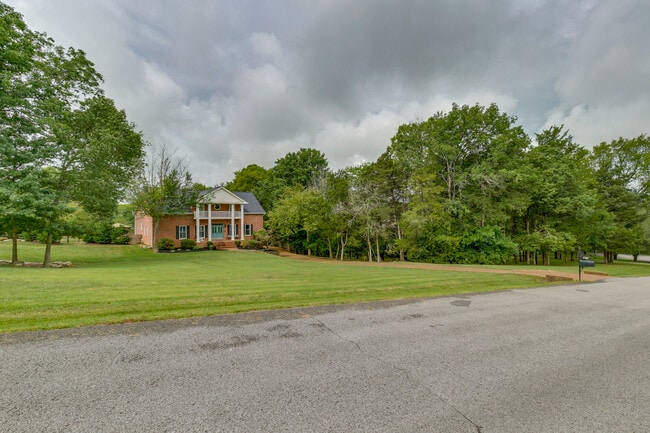 Foto del edificio - 405 Winchester Dr