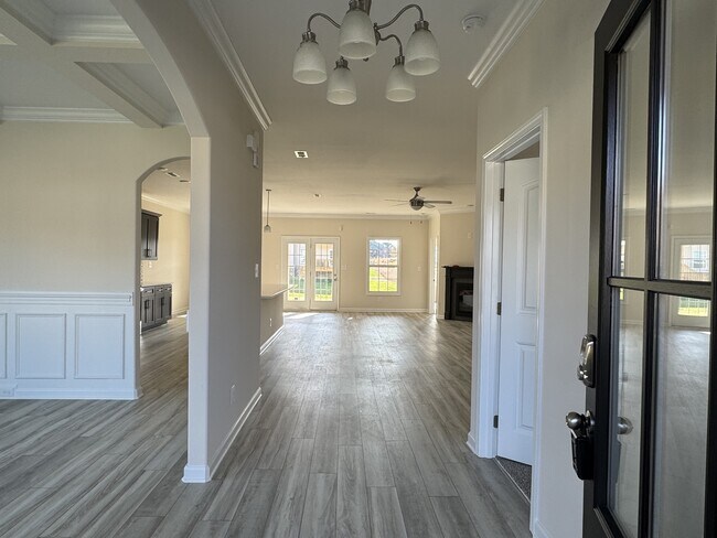 Foto del edificio - 360 Piedmont Ct