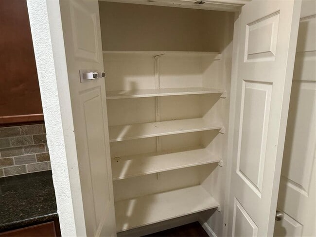 Building Photo - 11409 Lost Maples Trail