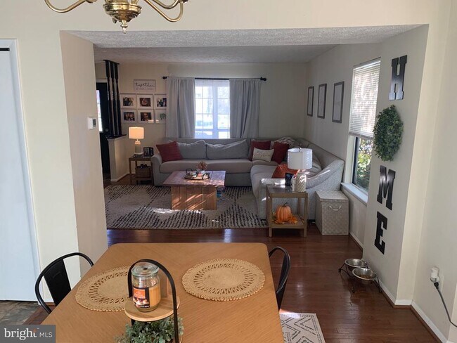 Foto del edificio - 3508 Cokesbury Ct