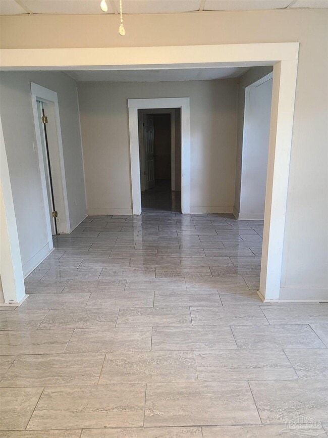 Building Photo - 1322 Kramer St