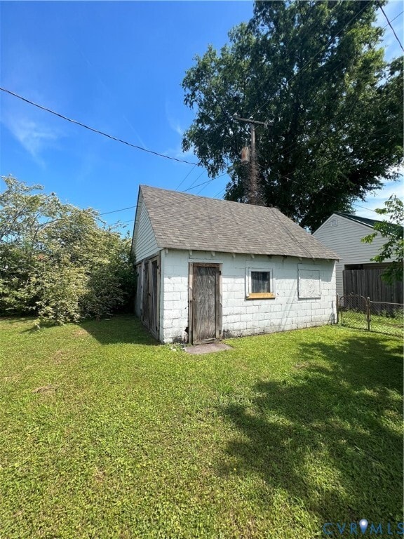 Building Photo - 305 N 5th Ave
