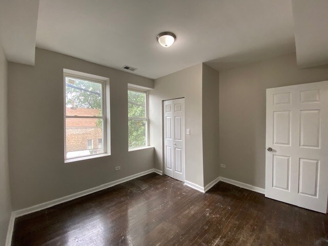 Building Photo - 1607 N Lawndale Ave