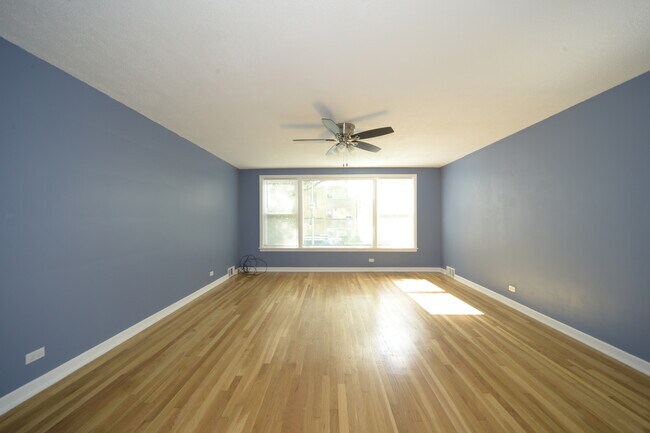 Foto del edificio - 6205 N Washtenaw Ave