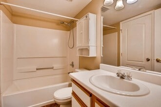 Building Photo - 183 Pelican Cir