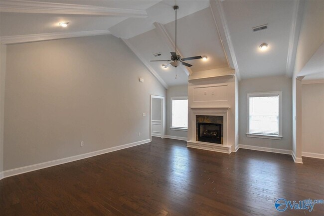 Building Photo - 113 Gary Allen Blvd