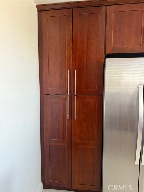 Foto del edificio - 116 N Swall Dr