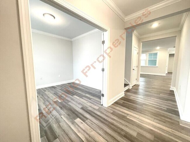 Building Photo - Gorgeous Brand New 4 Bedroom, 3 Bathroom H...