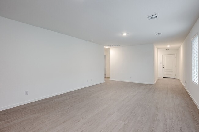 Building Photo - 1119 Barbary Flds St