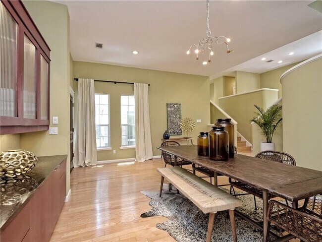 Foto del edificio - 4507 Autumnleaf Hollow