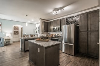 Building Photo - Vintage Burkitt Station