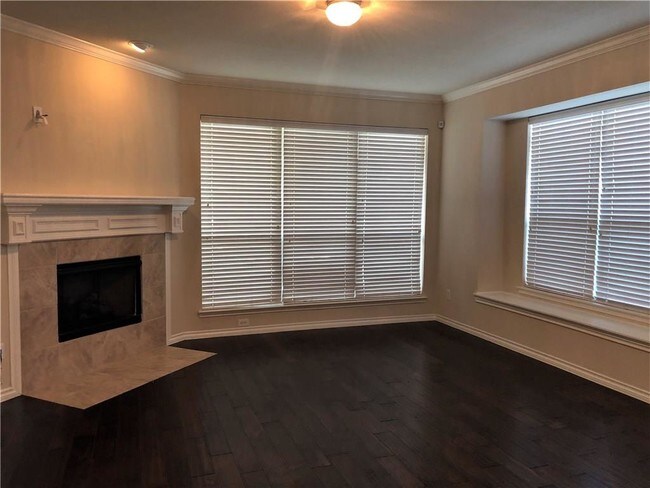 Foto del edificio - 1233 Appalachian Ln