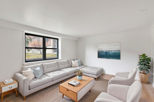 Building Photo - Tivoli Park Apartments
