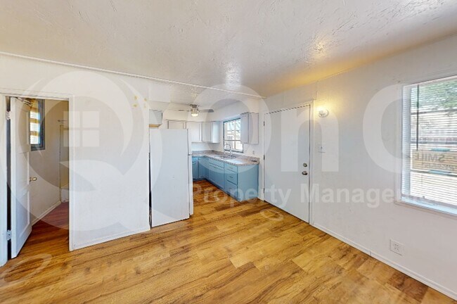 Foto del edificio - 3620 S Belmar Ave