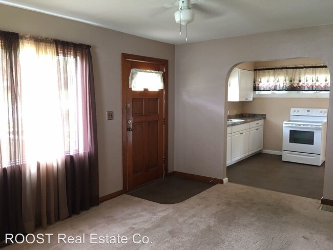 Foto del edificio - 2145 E Home Rd