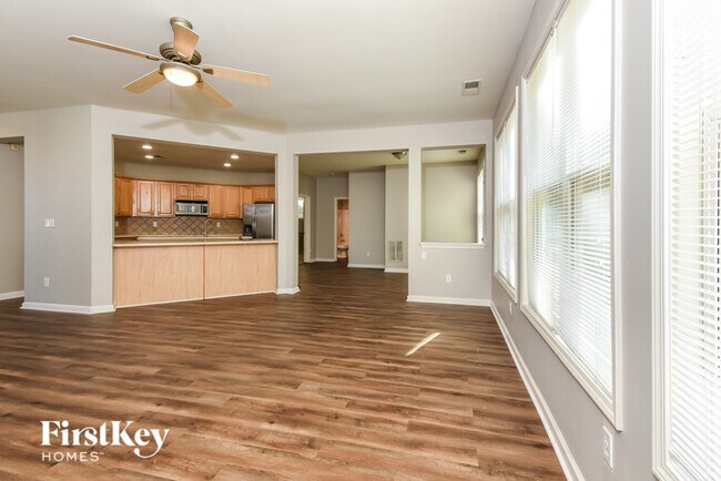 Foto del edificio - 3075 Highgreen Trail