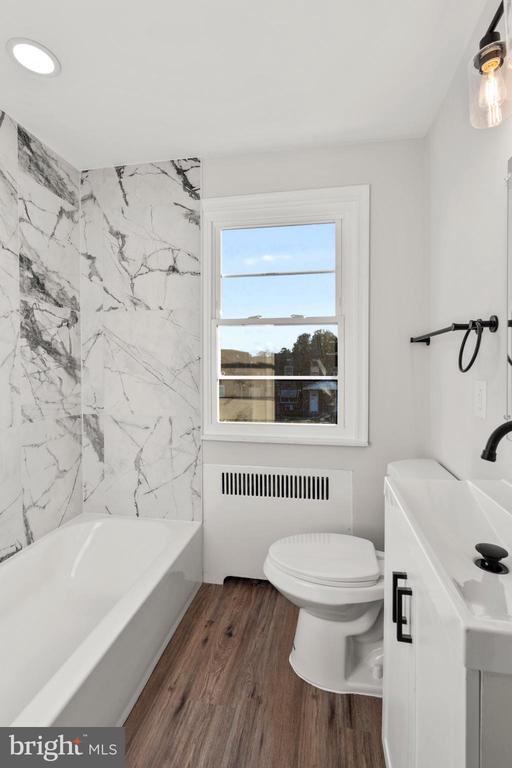 Foto del edificio - 8604 Chestnut Oak Rd