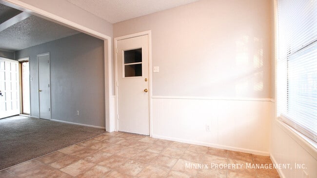 Building Photo - 7908 Aberdeen Ave