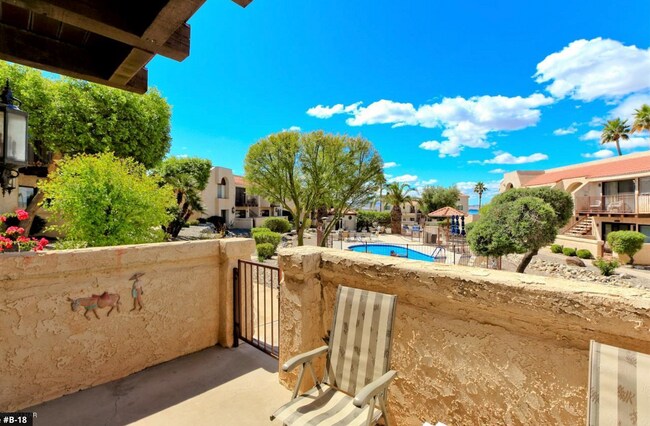Building Photo - Long Term Unfurnished condominium - Commun...