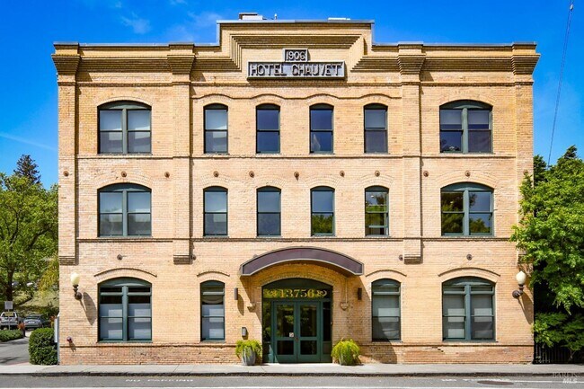 Foto del edificio - 13756 Arnold Dr