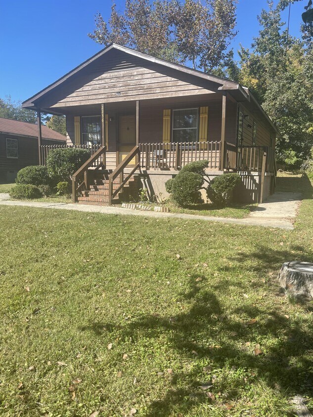 Primary Photo - 2236 Jones Rd