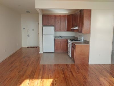 Foto del edificio - 9306 Shore Front Pkwy