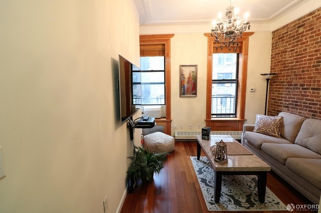 Building Photo - 71 West 71st Street
