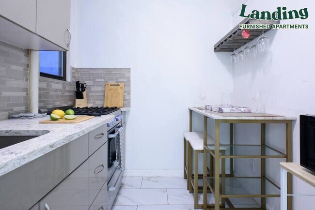 Foto del edificio - 428 W 47th St