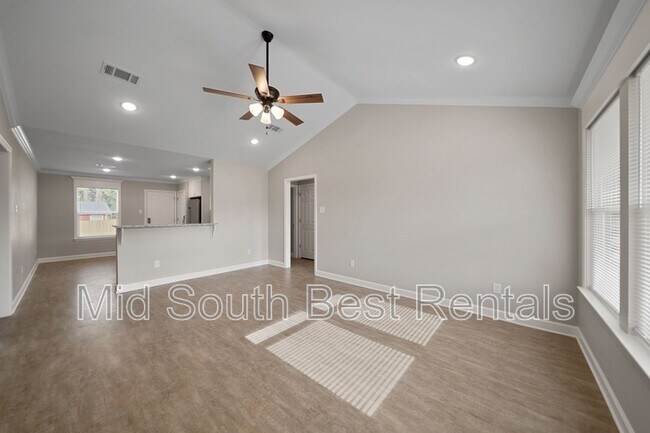 Foto del edificio - 713 Hill Rd