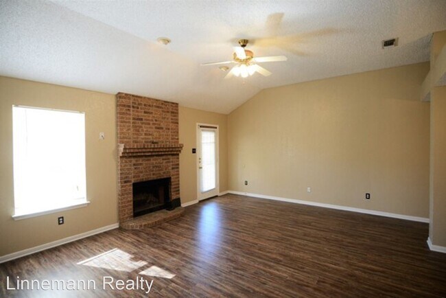 Foto del edificio - 3 br, 2 bath House - 1708 Clairidge Avenue