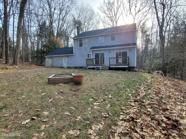 Building Photo - 3 br, 2.5 bath House - 4 Shore Rd