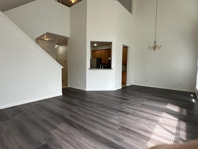 Building Photo - 7140 Wolfmont Ln