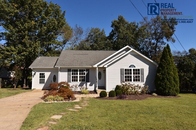 Great 3 bdrm 2ba home! Lawncare and landsc... - Great 3 bdrm 2ba home! Lawncare and landsc...