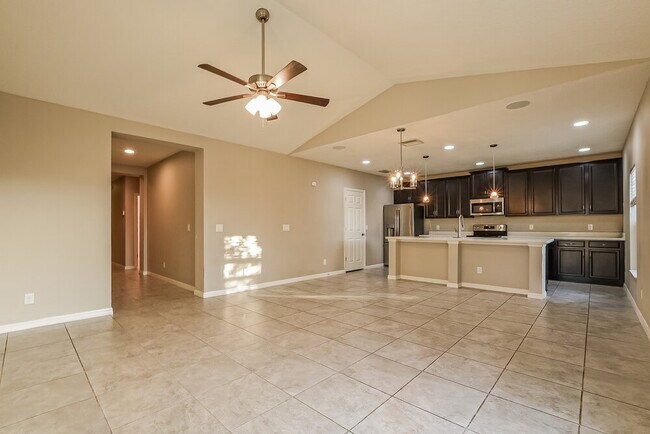 Building Photo - 9808 Kinmore Dr