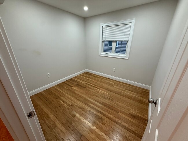 Foto del edificio - 135 Calumet St