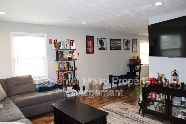 Photo - 1806 Palmer Park Rd House