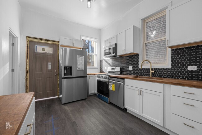Foto del edificio - 3455 W Walnut St