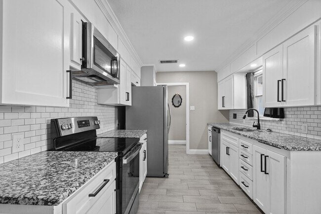 Foto del edificio - 1308 Laurel Ave