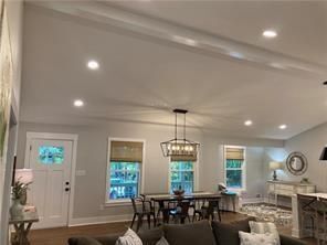 Foto del edificio - 920 Jones Rd