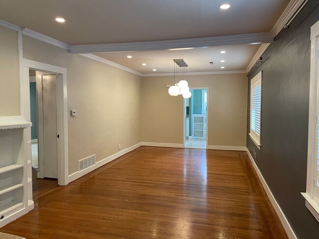 Photo - Single Family Home in East Sacramento W/Pool