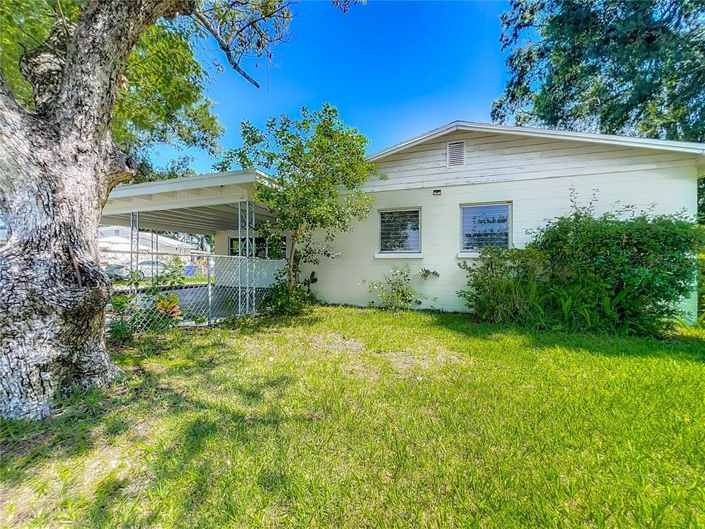 Foto principal - 1025 S Central Ave