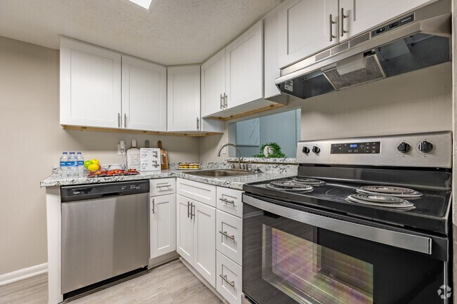 2HAB, 2BA - 1,090 ft² - The Cobb Apartments-Townhomes