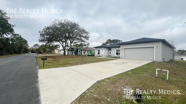 Foto del edificio - 447 Scodella St SW