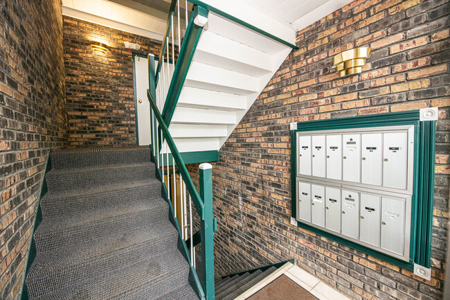 Foto del edificio - 1605 N Windsor Dr