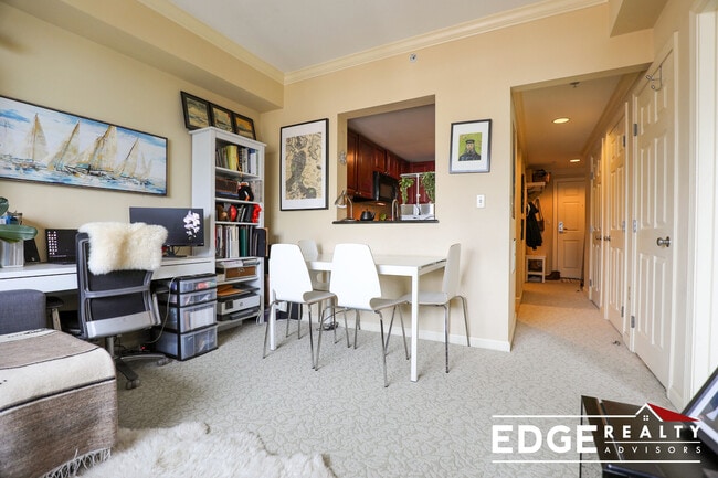 Photo - 1 Nassau St Apartment