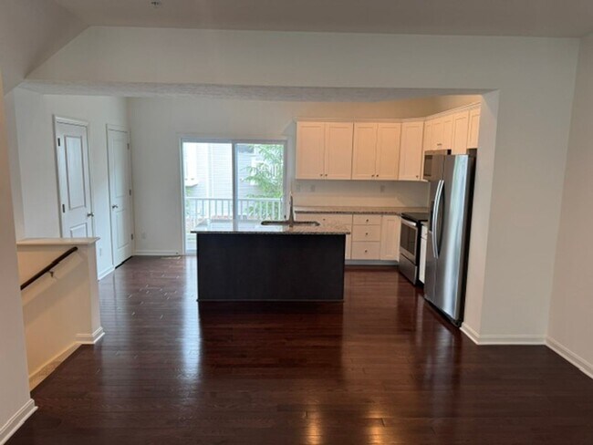 Foto del edificio - 3 bedroom/2 Bath Townhome Warrendale, PA