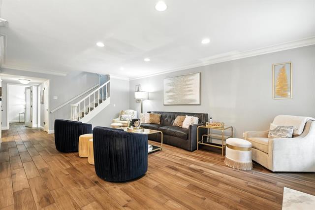 Foto del edificio - 3119 Willowbrook Ct