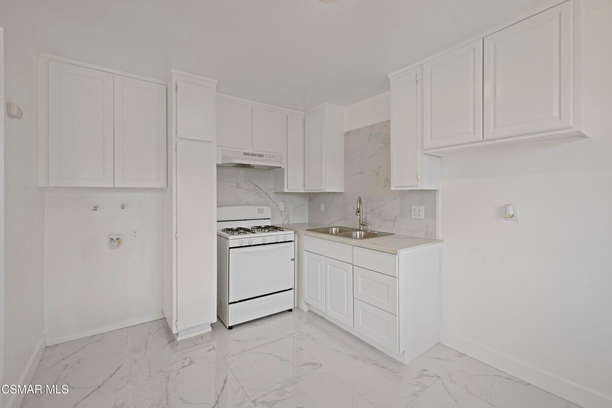 Foto principal - 1725 Court St