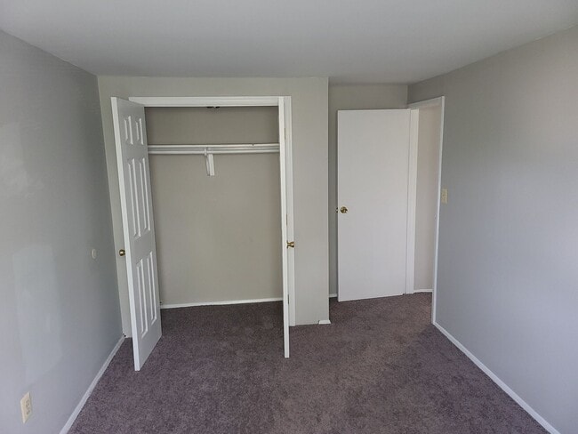 Building Photo - 303 Wisewell Ct