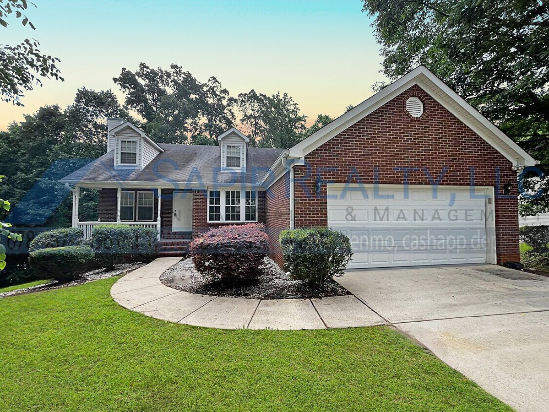 Foto principal - 712 Habersham Ct